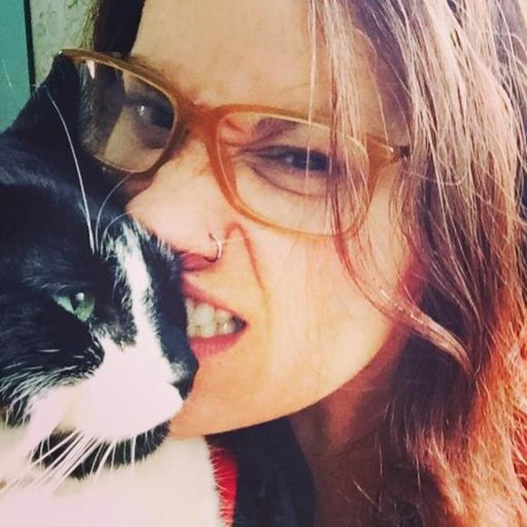 Meet your Posher, Tosha - Picture 1 of 1